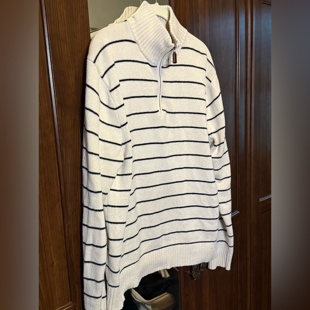 J. Crew Men's Cream and Black Striped Heritage Zip-Up Sweater size Large - Picture 3 of 9